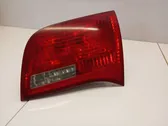 Tailgate rear/tail lights