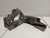 Rear bumper mounting bracket