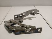 Engine bonnet/hood hinges