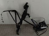 Tailgate/trunk/boot hinge