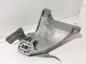 Engine mounting bracket