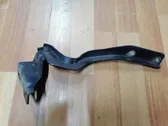 Engine bonnet/hood hinges