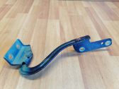 Engine bonnet/hood hinges
