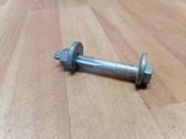 Tornillo de cámara de la suspensión trasera