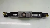 Rail de réglage hauteur de ceinture de sécurité