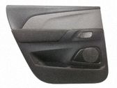 Moldura del tarjetero de la puerta trasera