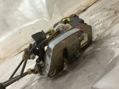 Cerradura de puerta delantera