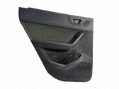 Moldura del tarjetero de la puerta trasera