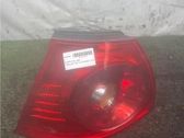 Lámpara de faros/luces traseros