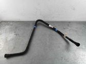 Tuyau de remplissage de réservoir de carburant