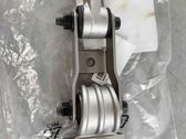 Engine mount bracket