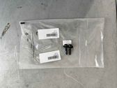Headlight/headlamp mounting bracket