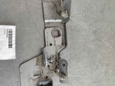 Fender mounting bracket