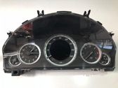 Geschwindigkeitsmesser Cockpit