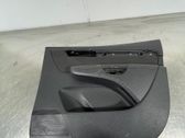 Revestimiento de puerta delantera