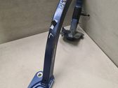 Tailgate/trunk/boot hinge