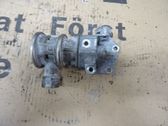 Vacuum valve