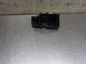 Rear bumper mounting bracket