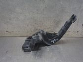 Rear bumper mounting bracket