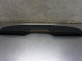 Tailgate/trunk spoiler