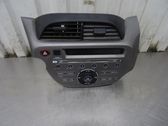 Radio / CD-Player / DVD-Player / Navigation