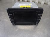 Radio / CD-Player / DVD-Player / Navigation