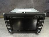 Radio / CD-Player / DVD-Player / Navigation
