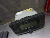 Radio / CD-Player / DVD-Player / Navigation