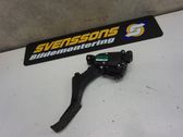 Accelerator throttle pedal