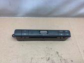 Radio / CD-Player / DVD-Player / Navigation