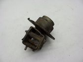 Engine mount bracket