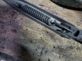 Front wiper blade arm