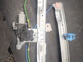 Regulador de puerta delantera con motor