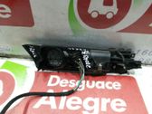 Poignée inférieure de porte avant