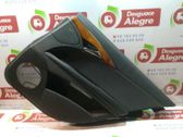 Moldura del tarjetero de la puerta trasera