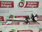 Regulador manual de la ventanilla trasera