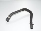 Tuyau de liquide de refroidissement moteur
