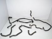 Tuyau de liquide de refroidissement moteur