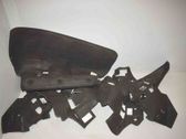 Engine bonnet/hood sound/heat insulation