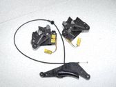 Engine bonnet/hood lock/catch
