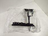Headlight/headlamp mounting bracket