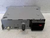 Radio / CD-Player / DVD-Player / Navigation
