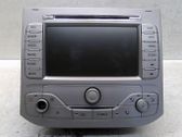 Radio / CD-Player / DVD-Player / Navigation