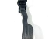 Accelerator throttle pedal