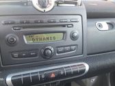 Hi-Fi-äänentoistojärjestelmä