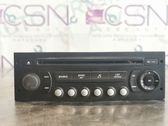 Radio / CD-Player / DVD-Player / Navigation