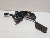 Accelerator throttle pedal