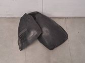 Front wheel arch liner splash guards