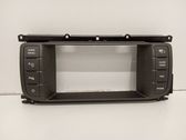 Moldura de la unidad delantera de radio/GPS
