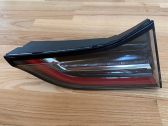 Tailgate rear/tail lights